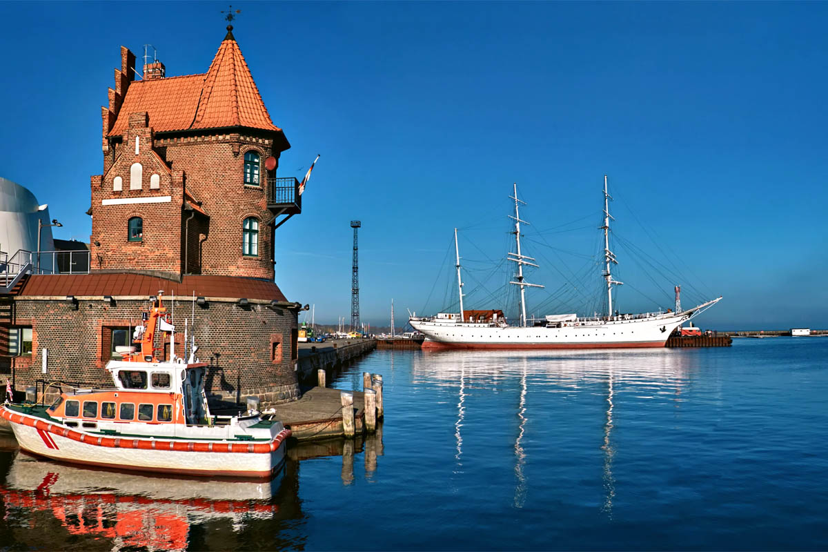 Hochzeitsfotograf Mazelle mit fotografischer Begleitung im Stralsund