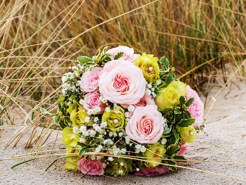 Hochzeitsfotos in Baabe auf der Insel Rügen-Fotograf für Hochzeitsfotografie auf der Insel Rügen Mazelle Photography Fotostudio®
