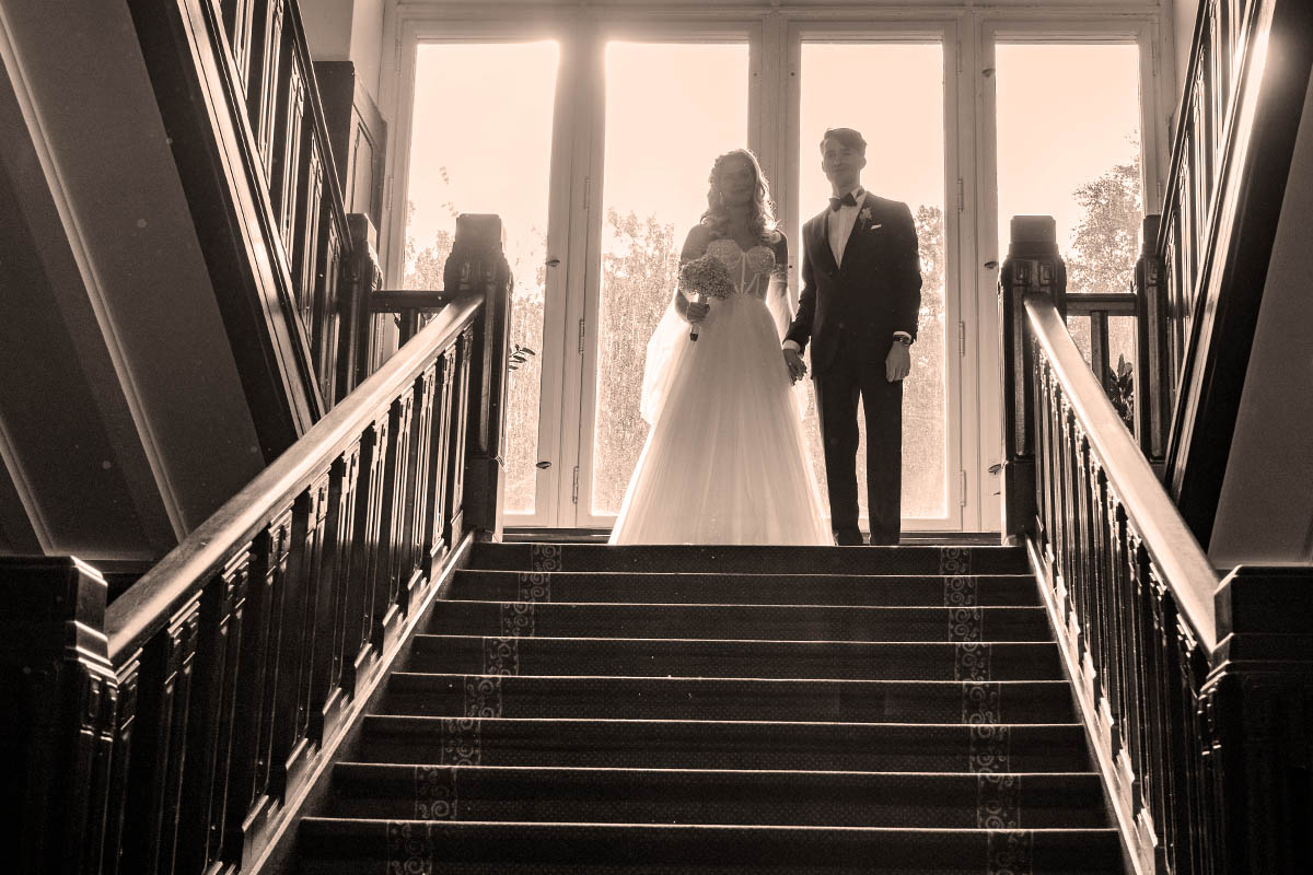 Standesamtliche Trauung auf Schloss Ralswiek mit Hochzeitsfotograf Mazelle-Fotograf für Hochzeitsfotografie auf der Insel Rügen Mazelle Photography Fotostudio®