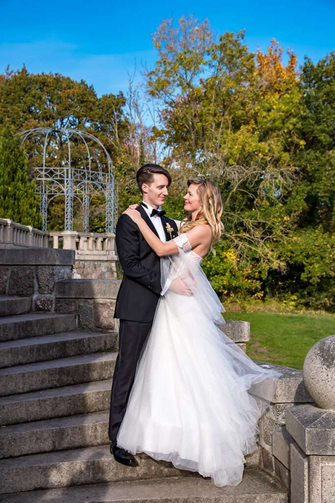 Schlosshotel Ralswiek - die Hochzeitslocation für eine schöne Schlosshochzeit und besten Hochzeitsbilder von den Mazelle Photography Fotostudio®